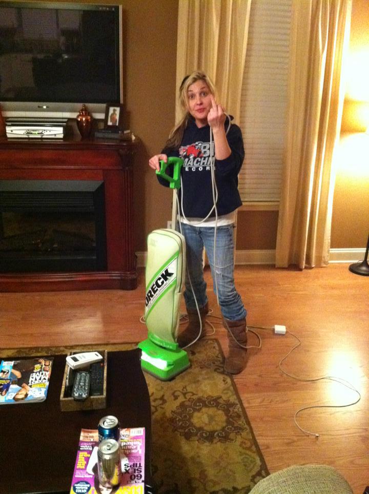 Monty Holmes tweet media