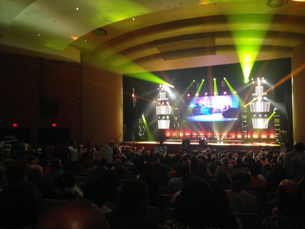 jpickett1980's tweet photo. Awards are about to go down!!!!!!!!!!!!! #sysummer #yq2015 http://t.co/EuY5Cicip5