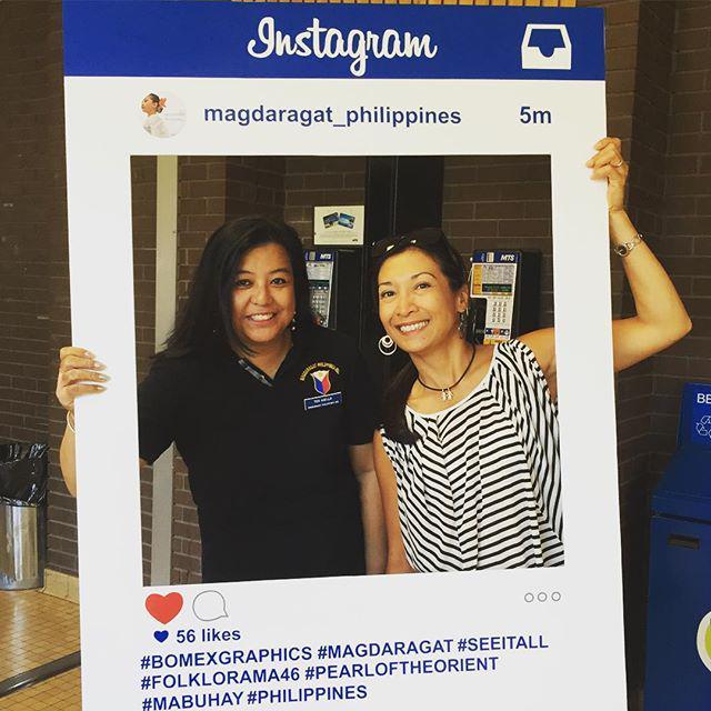 MagdaragatPhil's tweet photo. Love our new social media photo booth prop from #BOMEXGRAPHICS @bomex_graphics shout out to our friend Glen Elia @… http://t.co/QNOSdd3bmm