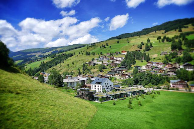 globalgrasshopr's tweet image. Going to seriously miss these mountain views &amp;amp; the gorgeous hotel! @hoteltheresia #12hotels #visitaustria #travel