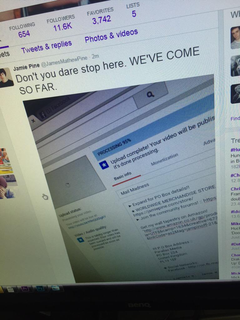 jamiepine's tweet image. This is how bored I am waiting. #tweetception