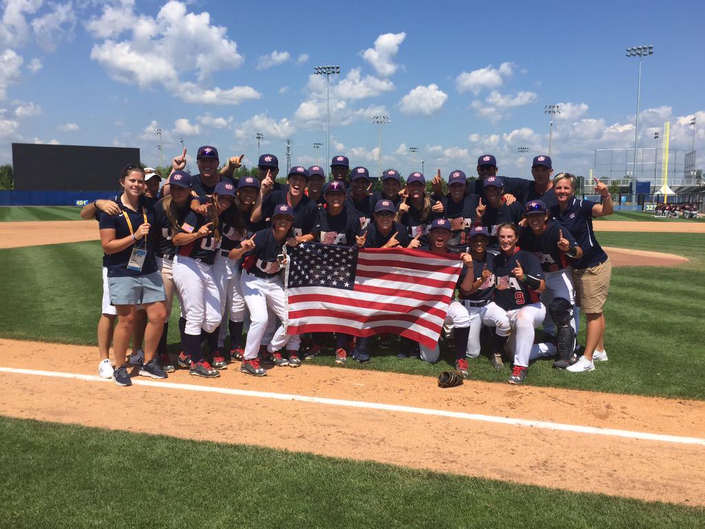 USABaseballWNT's tweet photo. Your 2015 @TO2015 Pan Am Games women's baseball gold-medal winners! http://t.co/UbvD0x2e1J