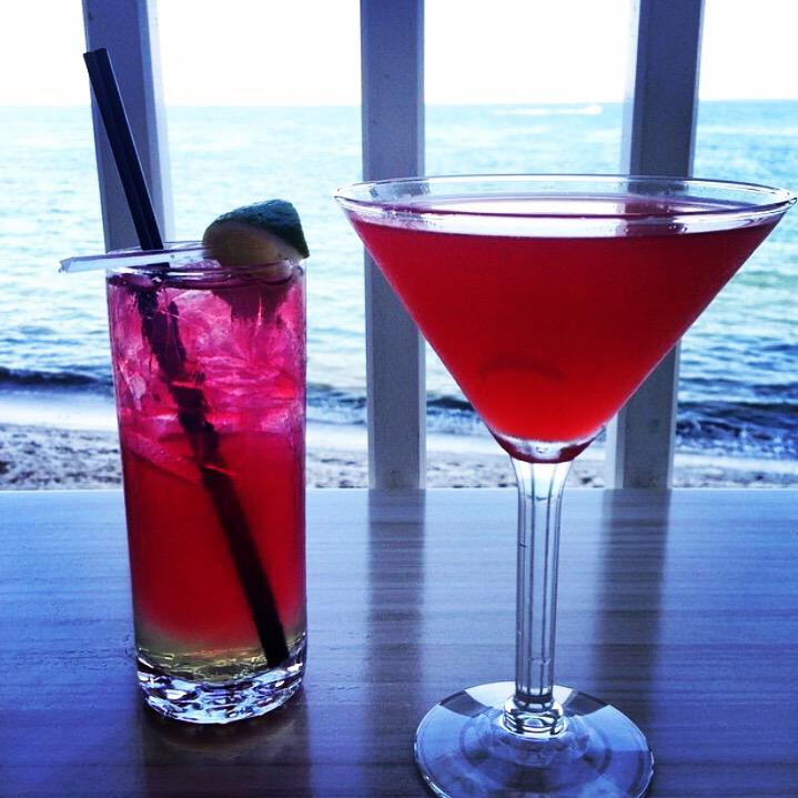 Come stop by from 4-7 for some appetizers &amp; drinks accompanied w/ acoustic music by @derekteichertmusic!