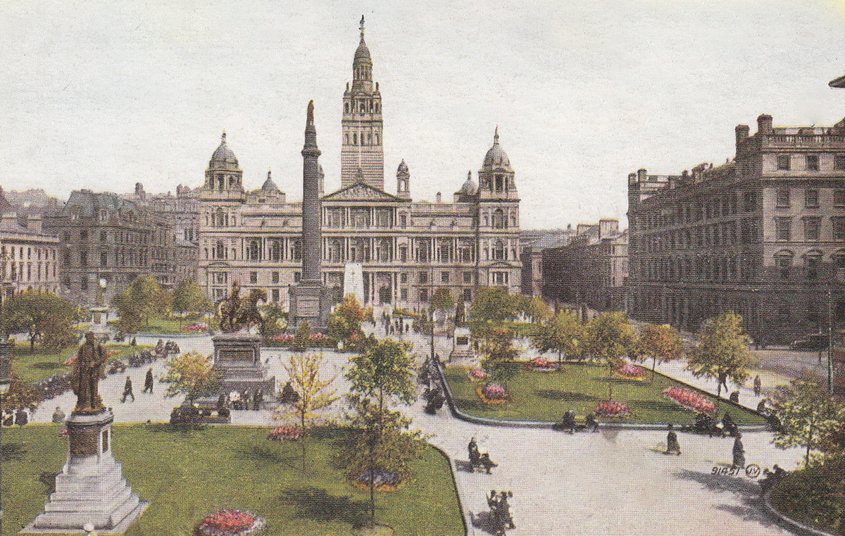 RestoreGeorgeSq's tweet photo. Great view of George Square highlighting how much public space has been bulldozed to make way for private interests. http://t.co/7SAADoWWG3