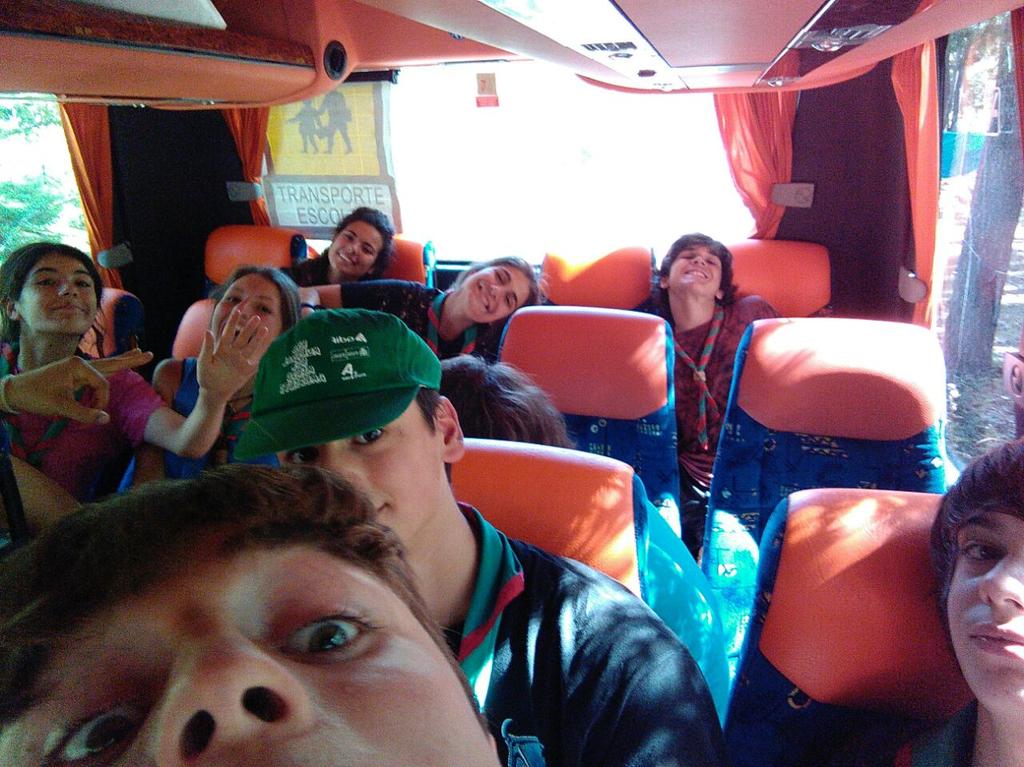 Yacurmana288's tweet photo. Ya estamos todos en casa después de un campamento corto pero intenso. http://t.co/ZIDPRuh5lt