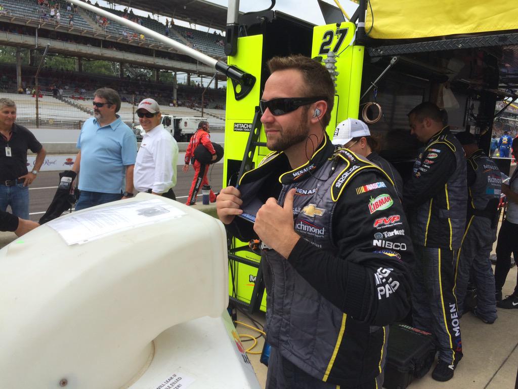 RCRracing's tweet photo. It's a warm one @IMS, our crews have industrial fans to keep cool...well as cool as they can. #NASCAR http://t.co/nkJegu0Gba