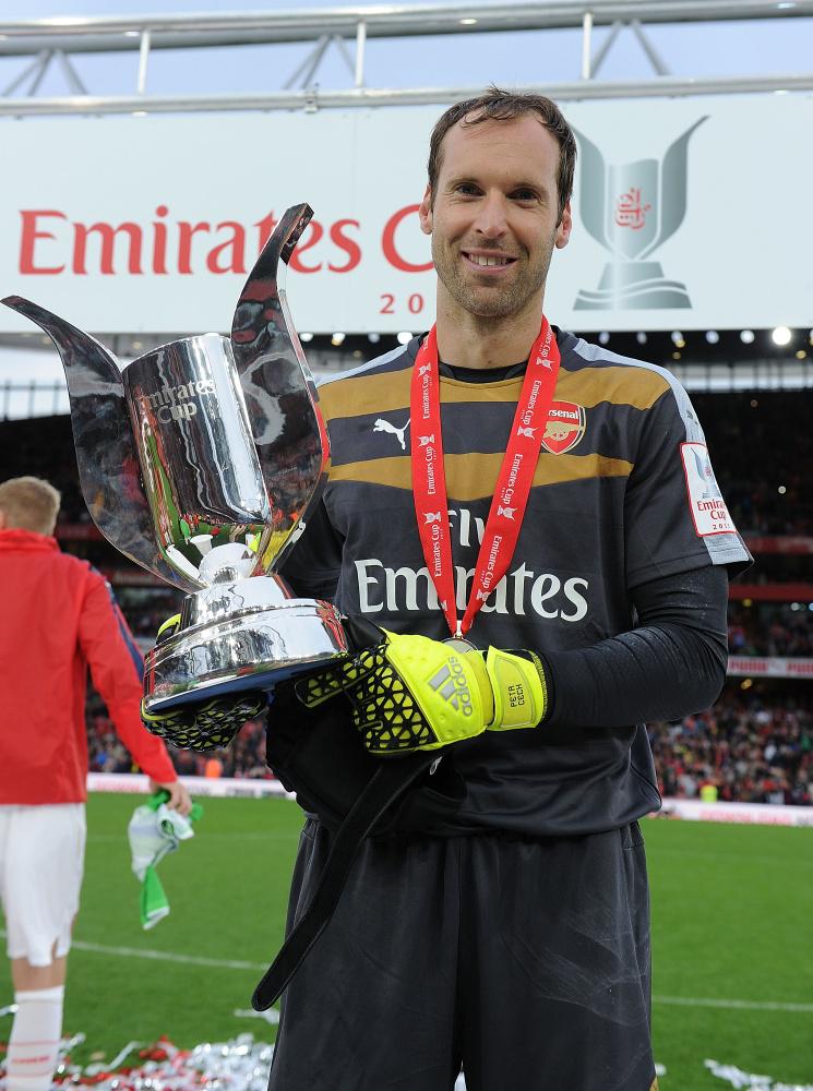 Arsenal's tweet photo. PICTURES: See our @PetrCech gallery from the goalkeeper's @Arsenal home debut: http://t.co/VcJ5xEgFuI http://t.co/wbC1efNj31