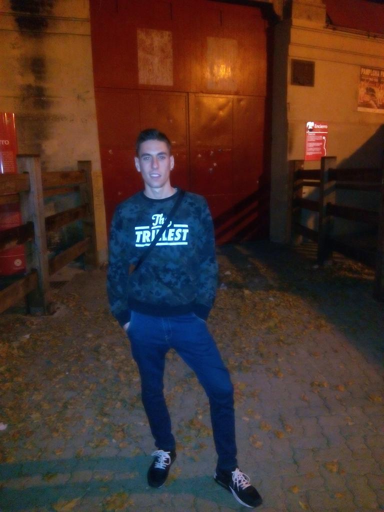 PepOnXx's tweet photo. Pamplona. http://t.co/QhUYccNFys