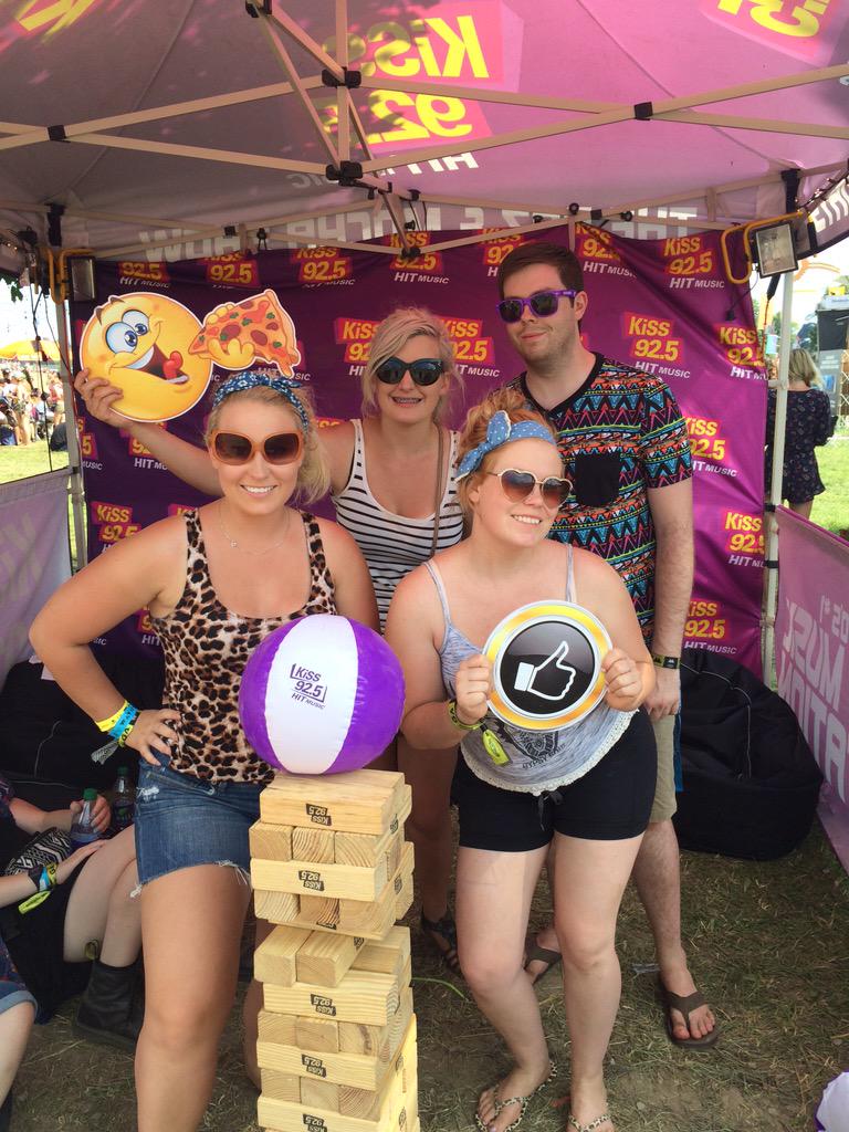 KiSS925's tweet photo. So many friends we've met this weekend!! #SummerKiSS #KiSSatWayHome #KiSSCrew http://t.co/7jWil4nwGs