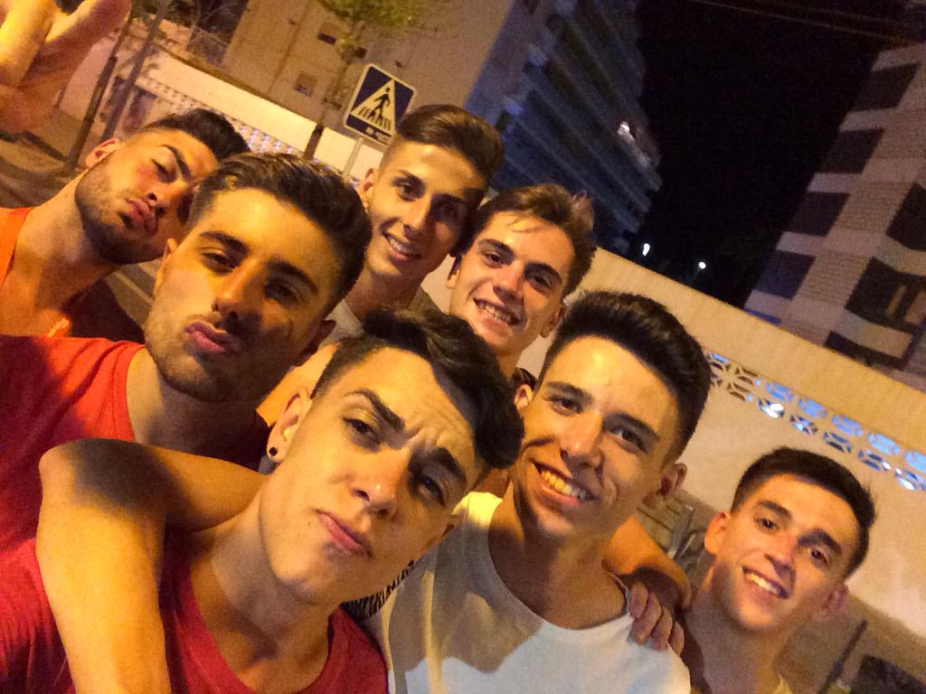 Increíble semana en Gandía con personas que no se pueden describir..!! Es solo el comienzo.. #GandiaMagnates15 👑🎉👊🏻