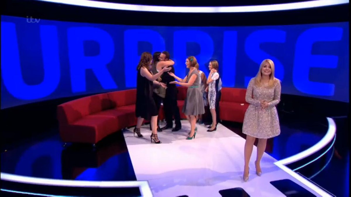 Love Holly Willoughby tweet media