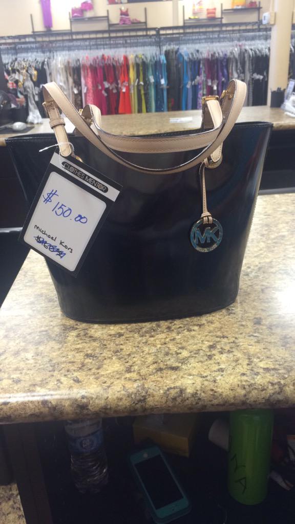 Clothes Mentor  (@cmsylaniaohio) on Twitter photo 