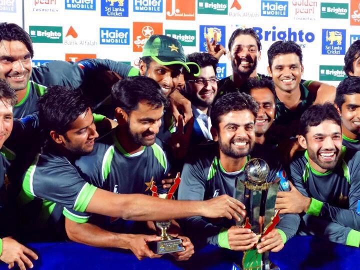 iamAhmadshahzad's tweet image. Being an ambassador of ur cntry nothing satisfies  me more thn ths moment.1st test then odi s n now t20 here we come.