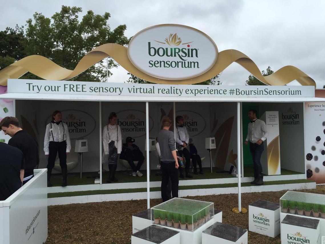 Henrimackenzie's tweet photo. Smart virtual reality experience @foodiesfestival #boursinsensorium http://t.co/zg9wl4cZTJ