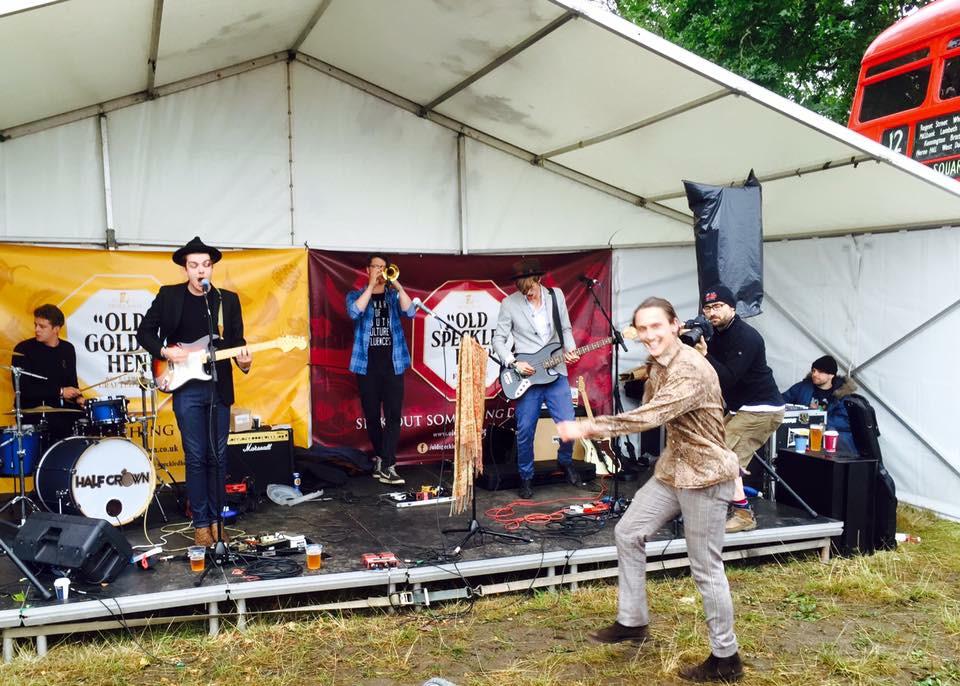 BarnabyRed's tweet photo. Amazing energy and charisma from the boys @half_crown 😉 #foodies festival #Clapham http://t.co/o19L1V7nrP