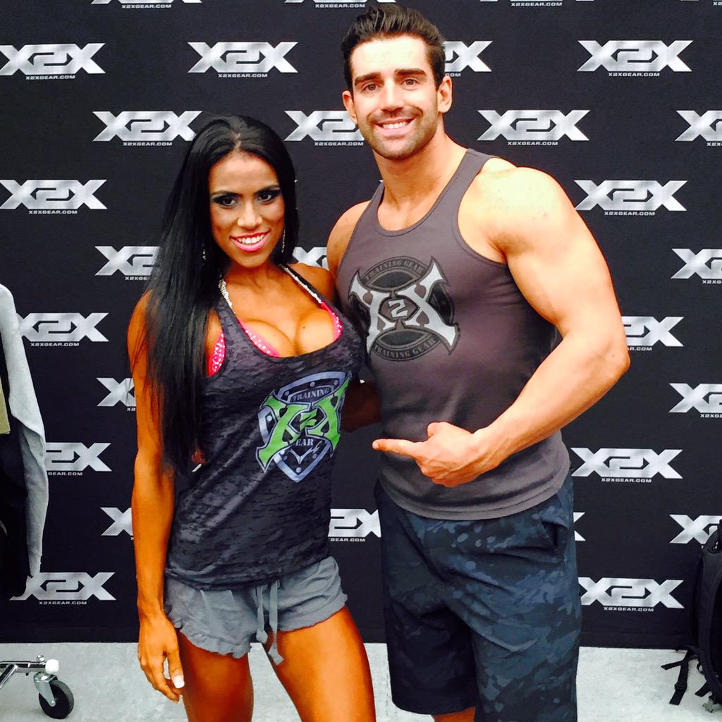 x2xgear's tweet image. Please welcome @x2xgear 's newest brand ambassador Isa Melo #x2xcanada @X2XClothing