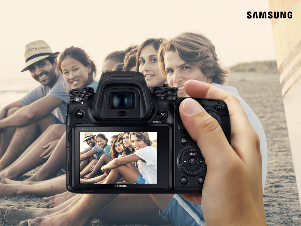 SamsungBrasil's tweet photo. Com um clique, você guarda para sempre aquele momento. Esta é a #NX1 da Samsung! http://t.co/RaLazxpyvC