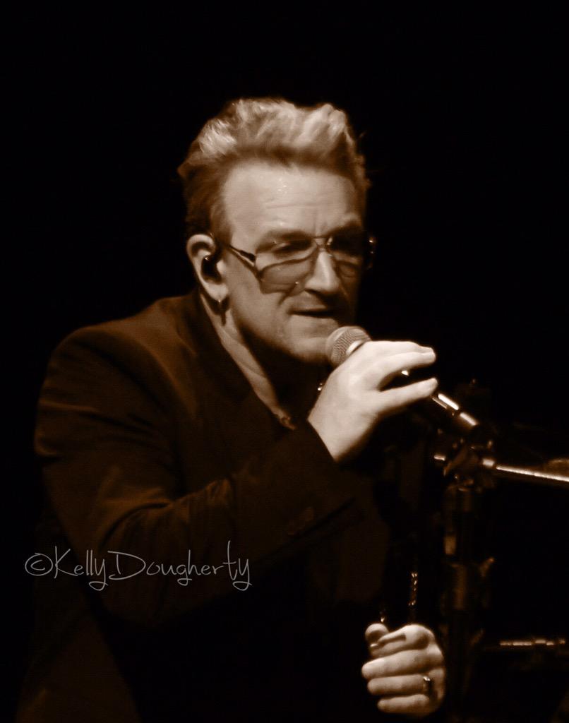 mazarockin's tweet photo. MSG 7-23-15 #U2 #u2gigs #U2MSG #U2ieTour #u2start #U2TOURFANS #Bono http://t.co/Aghu42JKTF