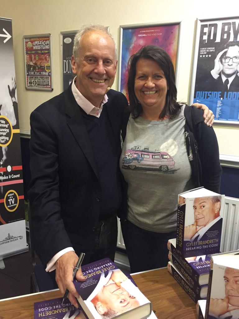 DeclutterDemon's tweet photo. Very entertaining evening from @GylesB1. Great stories and lovely to meet you! http://t.co/cTUZu7Pdam