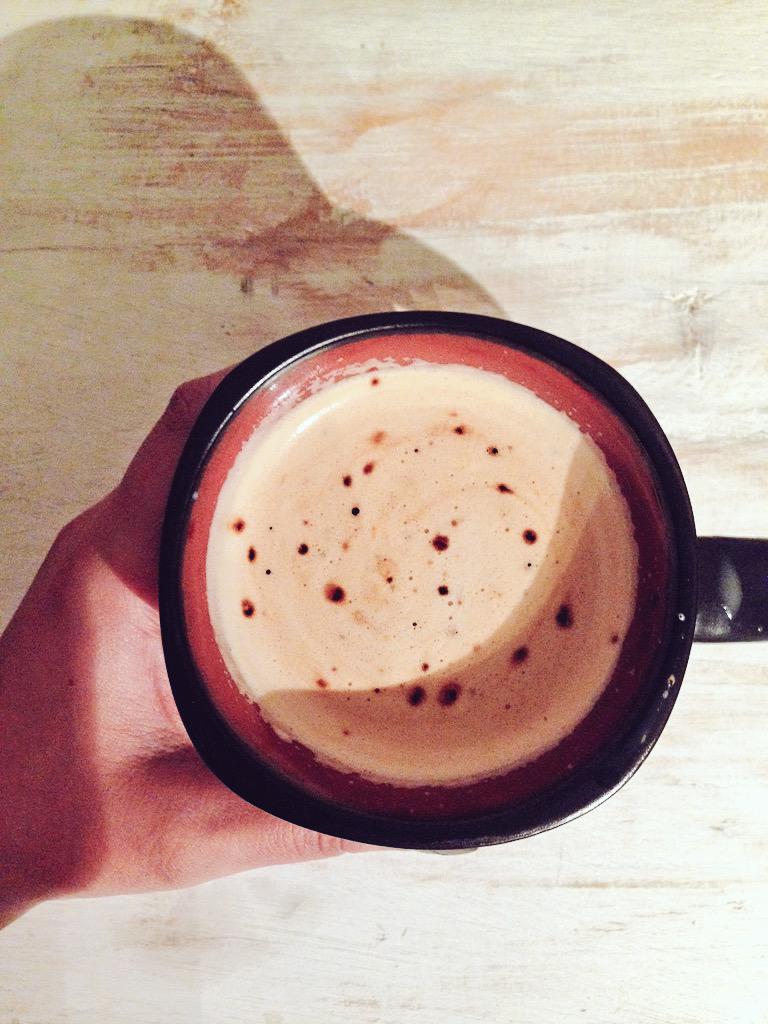 tonileecrowster's tweet photo. Coffee made by @simtho001 😄 http://t.co/DuYjfj3E3P