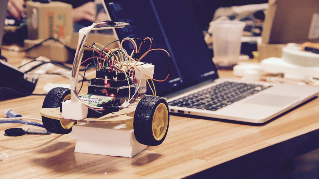 Nodebots Uruguay tweet media