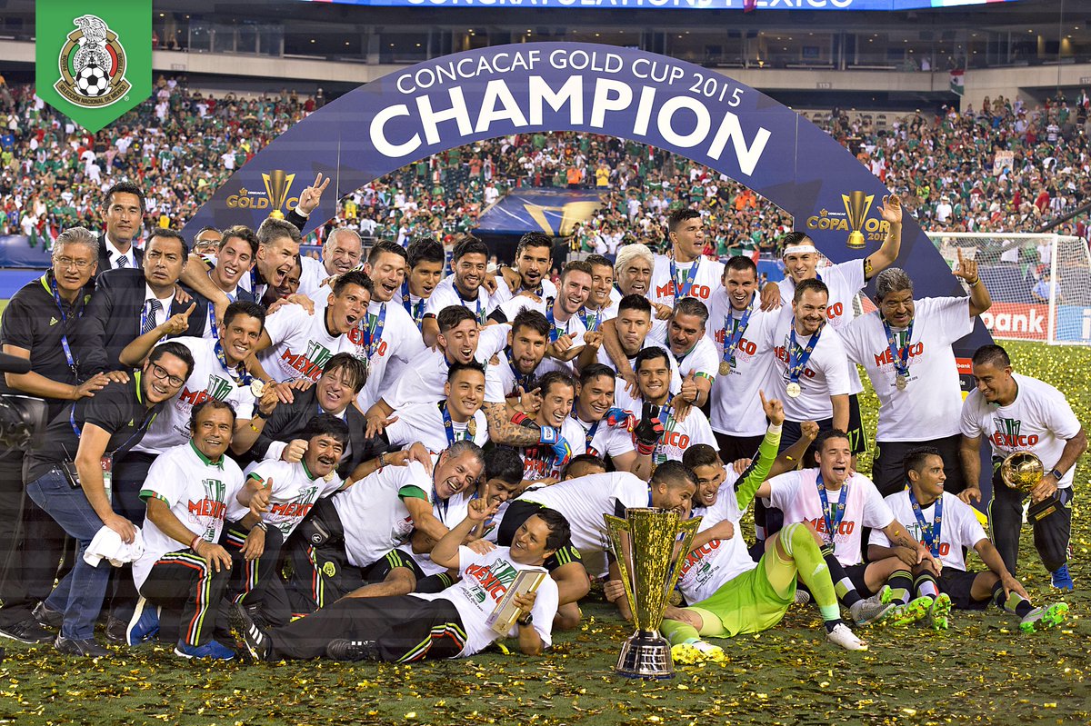 FMF's tweet photo. #CopaOro2015 Galería: Jamaica (1-3) México http://t.co/JwgAZa7Wzu http://t.co/oRmtL5WtEH