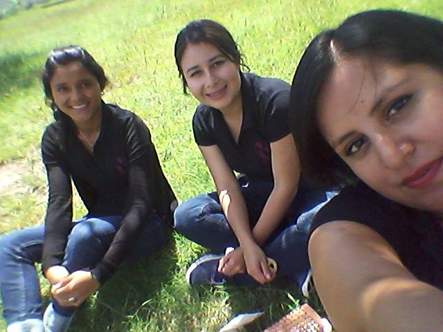 ardianiscorona's tweet photo. proyectos de  #ucasma
el mejor equipo lae #fercampos @analuna http://t.co/aHoWFDZt8T