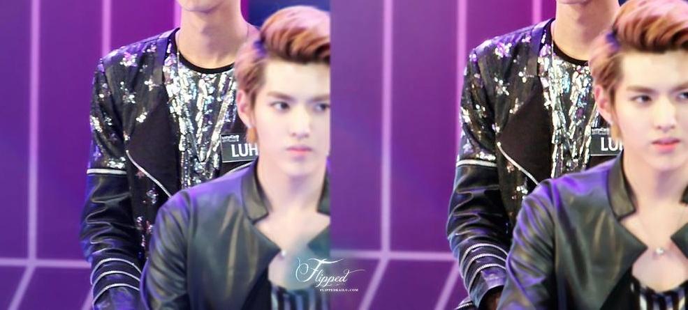flyingthelu's tweet photo. @wu_er_ling_S2 PRO ㅋㅋㅋㅋㅋㅋ이거 루한이사진인데 우이판도 멋져서......ㅎㅎ http://t.co/ZNkHmkbsRR