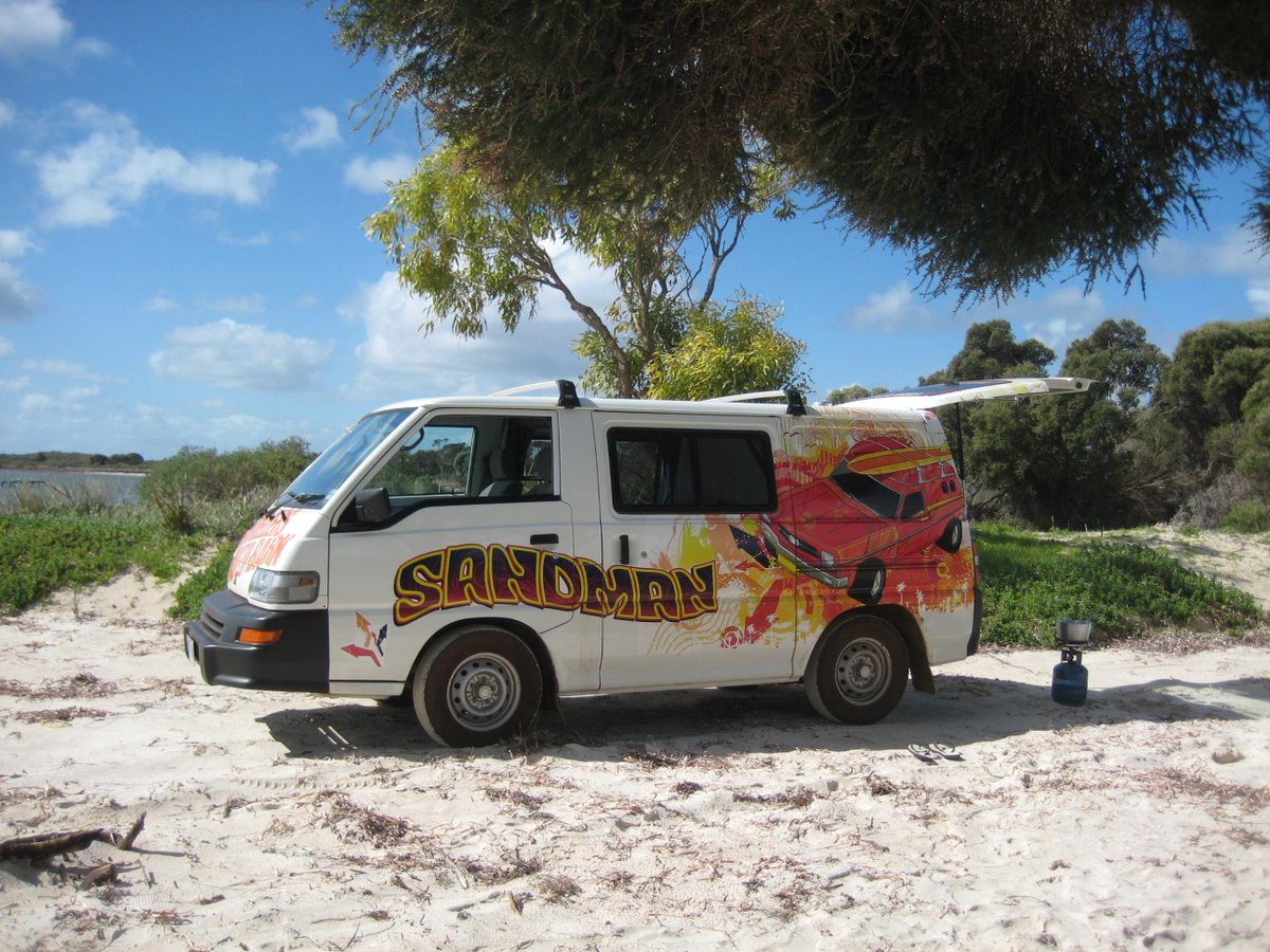 Travellers Autobarn On Twitter Urgent Relocation 2 Berth Budgie