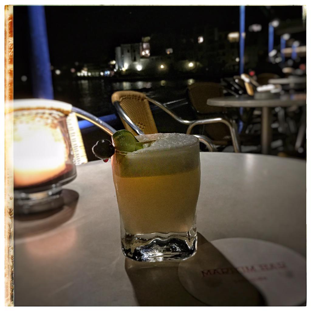 Maritim Bar tweet media