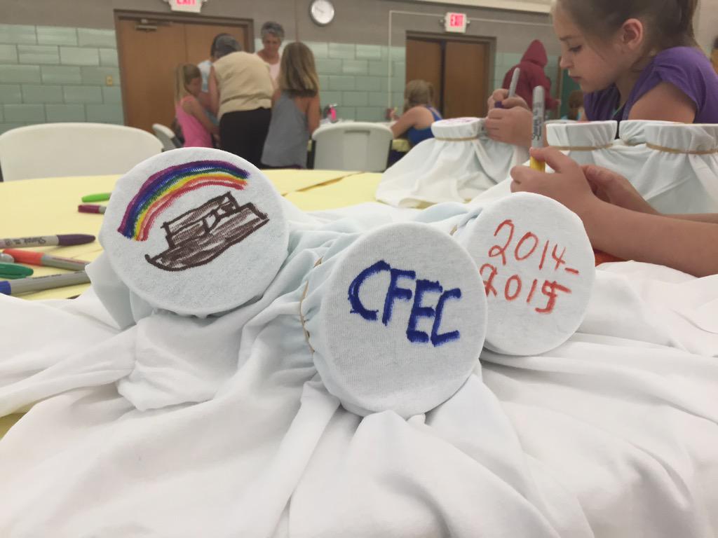 CFEastCoast's tweet photo. We got to make t-shirts today at VBS #FirstDay #LetsBuildAnArk http://t.co/S0JhWg8RqS