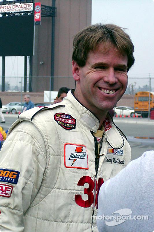 StockCarFacts's tweet photo. Today's Happy Stock Car Facts Birthday: @RandyMMS81 http://t.co/WbjyffDh9z