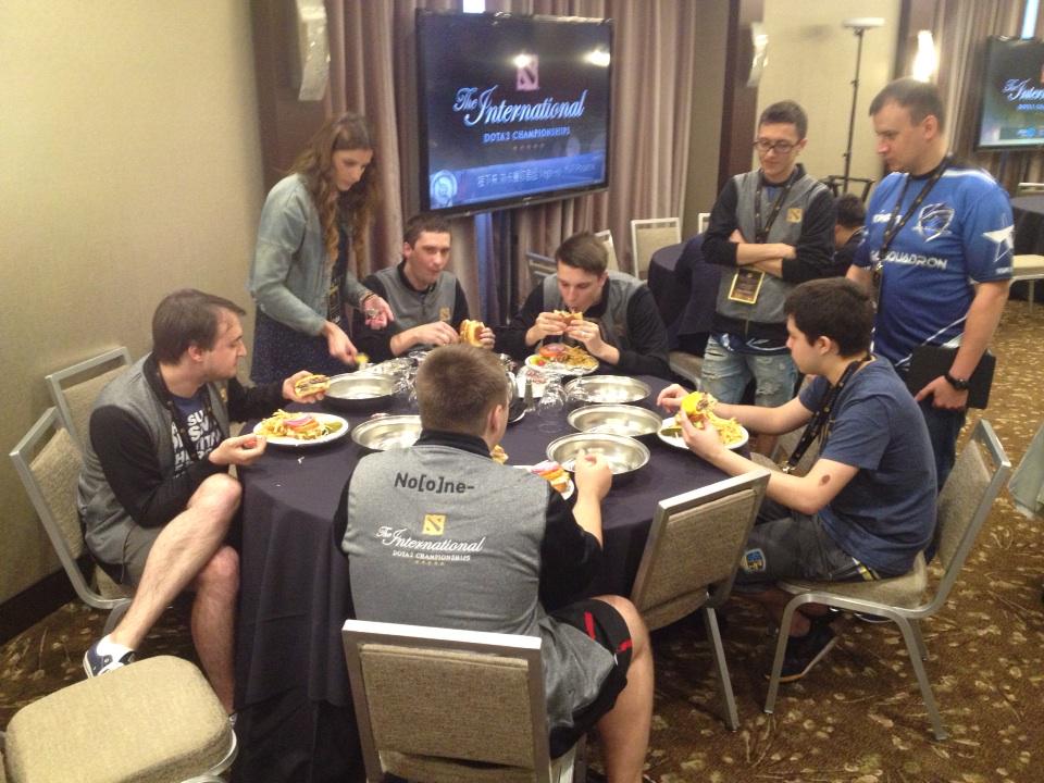 CK4D-QSUsAABcPg.jpg:large