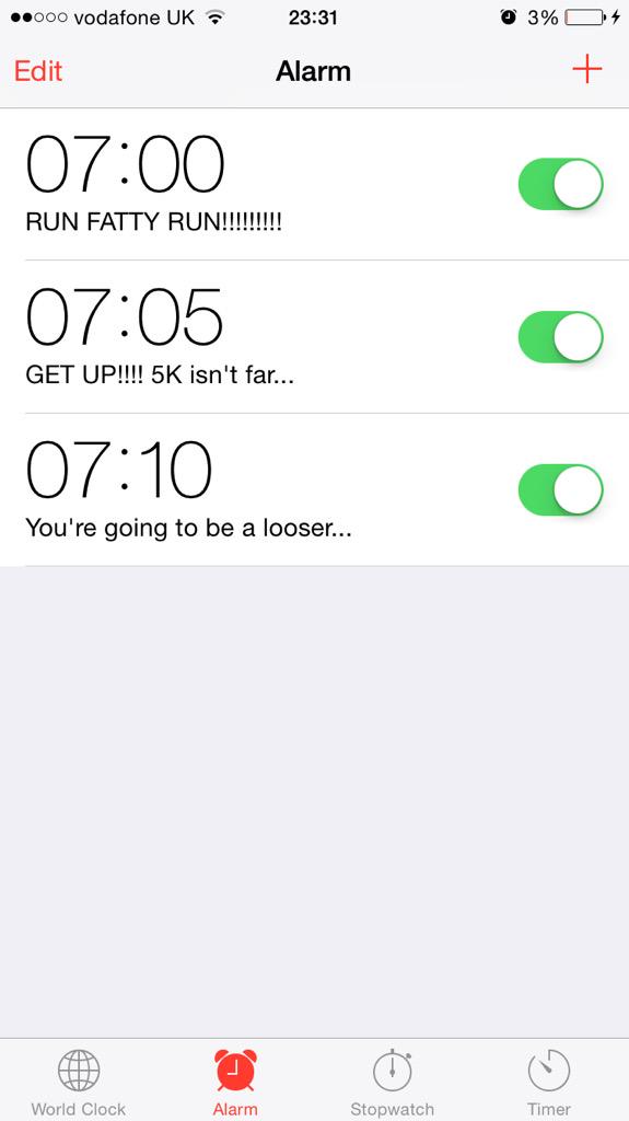 carajade2503's tweet photo. My Sunday morning wake up call... 🔫 #running  #motivation #aching #fitness http://t.co/mexXGIm7S1