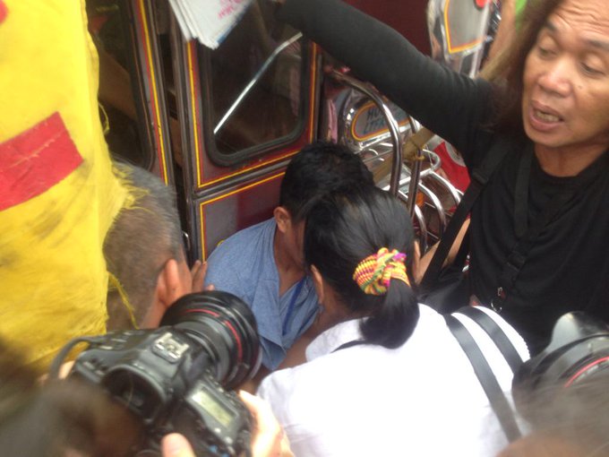 View image on Twitter