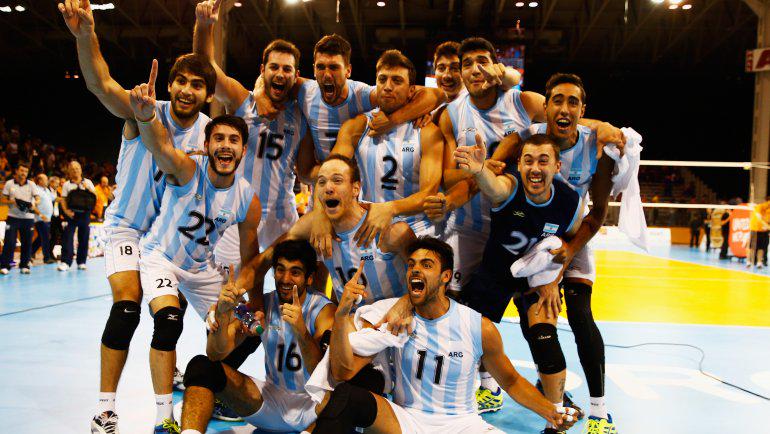 mundotkmcom's tweet photo. Panamericanos: Argentina ganó la medalla de oro en vóley http://t.co/BazVndkQY6 http://t.co/kLIhwkLgD3