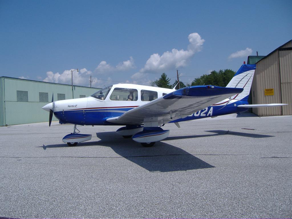Joearchpilot's tweet photo. Finally got the plane back from repaint.  Looks great! http://t.co/MLjRwRYxy7