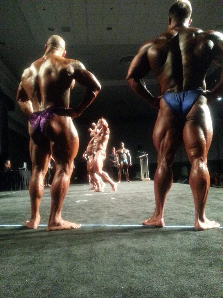 just_jess3's tweet image. My view last night #vanpro #vanproam #ifbb #bodybuilding #volunteer #theywerehuge