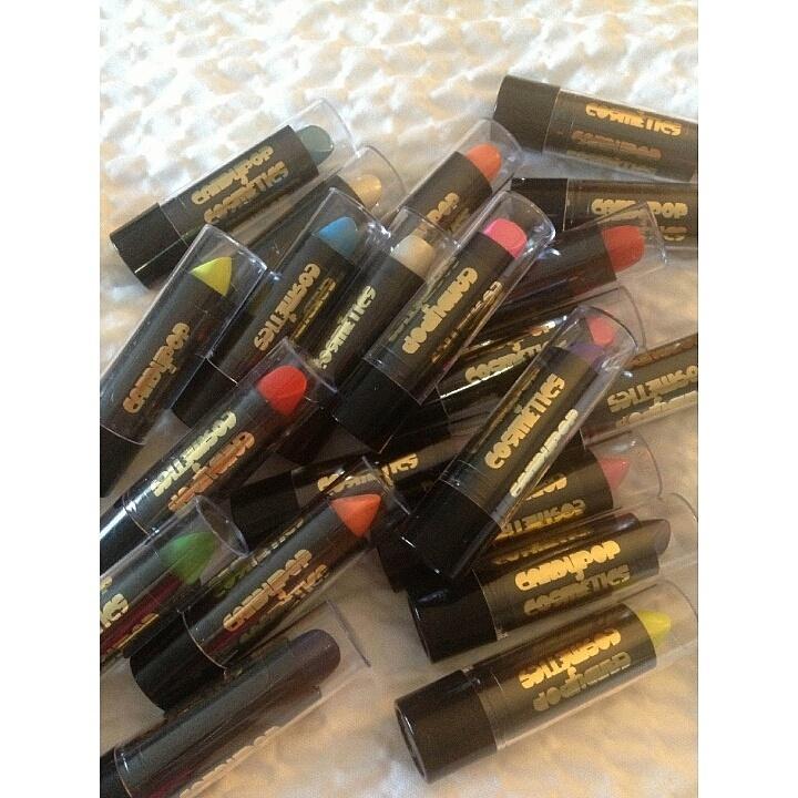 shika_dat_chick's tweet photo. CandyPop Cosmetics is here.. Im excited and can't wait for my #candyladies to wear this and feel bold and beautiful 💄 http://t.co/xlZWcxvnFe