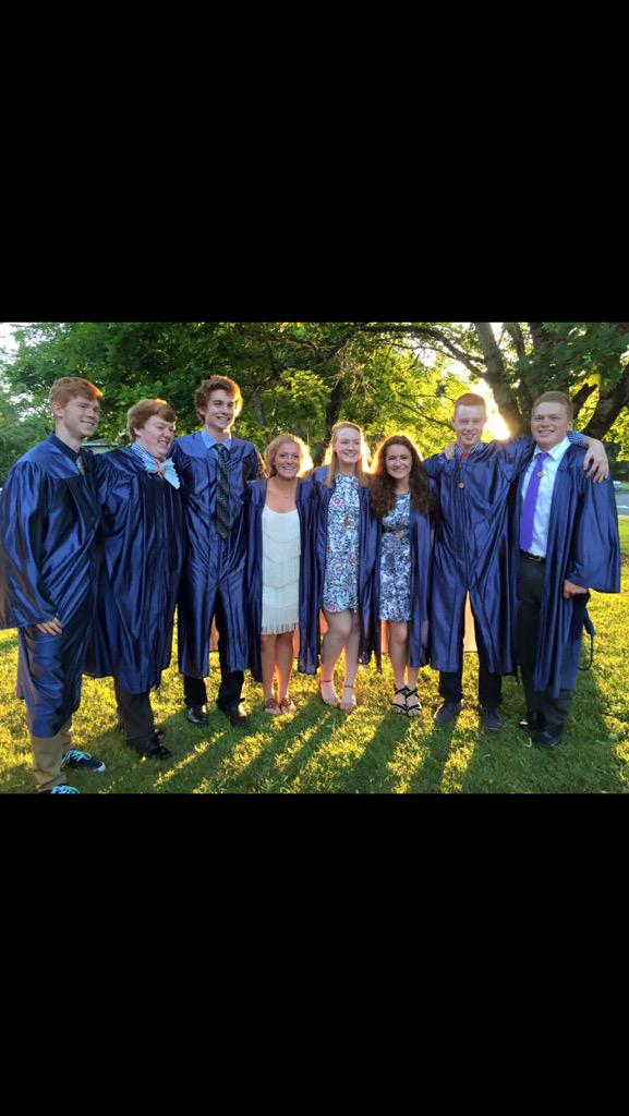 bocciball30's tweet photo. My family is hotter than yours🔥@oppzididitagwen @Maxysan @JoshGinger96 @bemilyyy @emkelly1497 @bproulx97 http://t.co/nEfYYevkvW