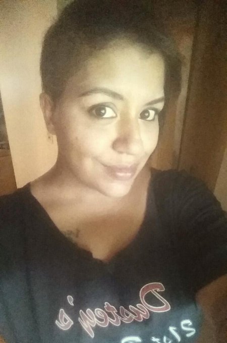 What's up twitter!!?? I shaved half of my head. I kinda like it! ;) #haircut #camgirl #shavedsides http://t<a href="/tag/haircut"class="tags"><span>#haircut</span></a><a href="/tag/camgirl"class="tags"><span>#camgirl</span></a><a href="/tag/shavedsides"class="tags"><span>#shavedsides</span></a>