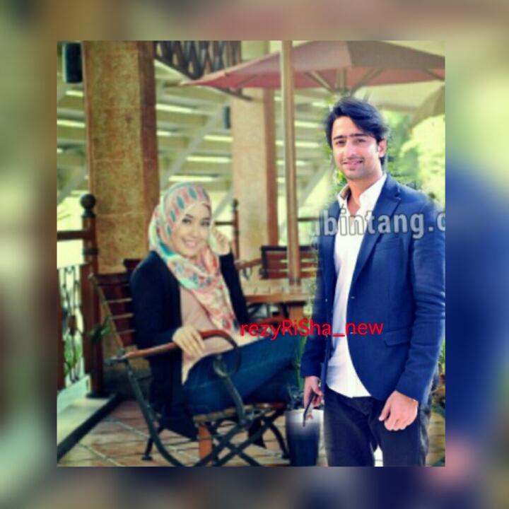 RezyRiShah's tweet image. Pagi idola kesayangan ⛅
Shine @Rizky_A20 Star @Shaheer_s 👫💑
Slamat hari senin, slamat beraktifitas kembali 😊😘
#RiShah