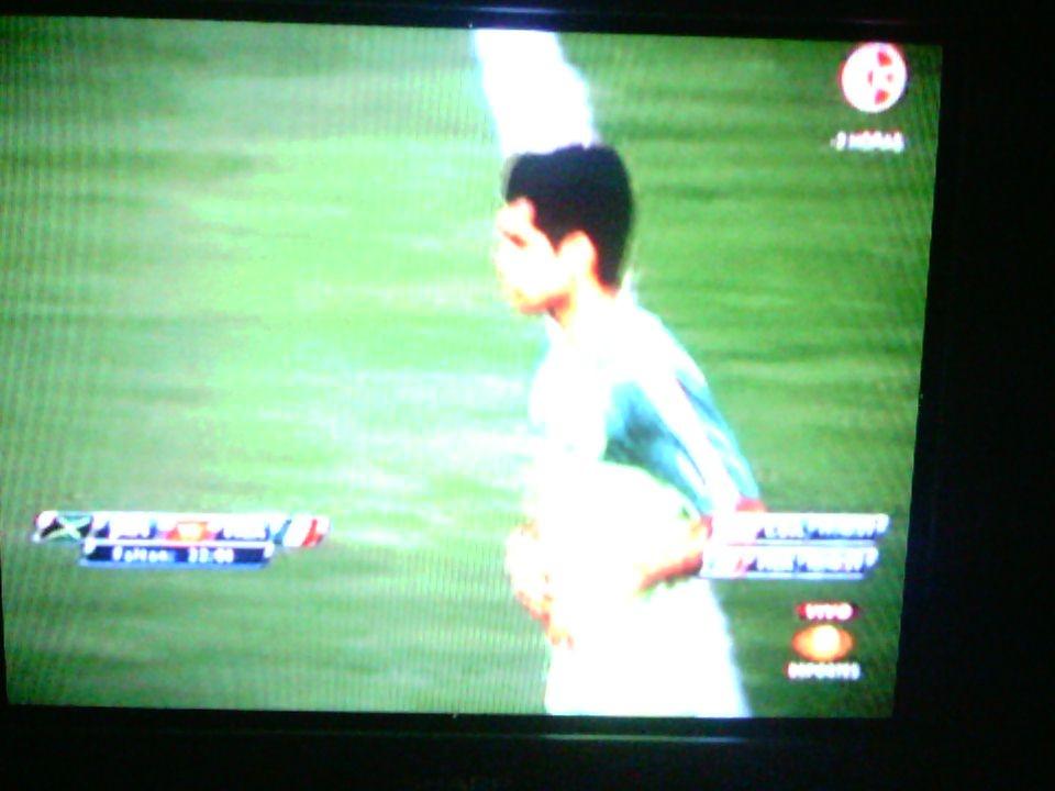 Esta el futbol y no me dijeron -.- no tienen corazon :(