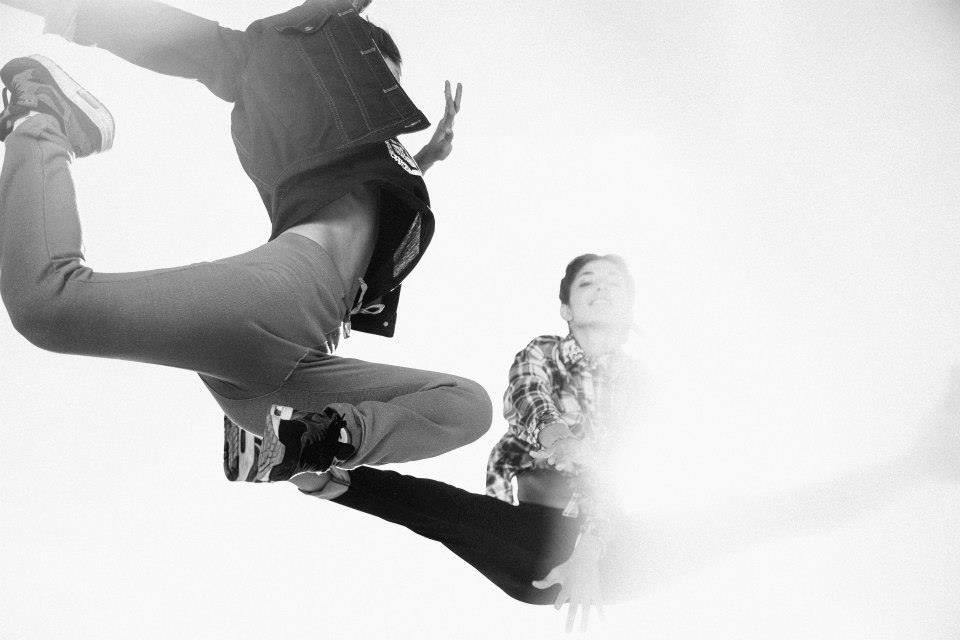 aymagazine's tweet photo. Acción #TestingDenim por la firma @RockandJeansok. 5 bailarinas a prueba de la versatilidad: http://t.co/UZsZXnS17e http://t.co/UCgwuZ524q