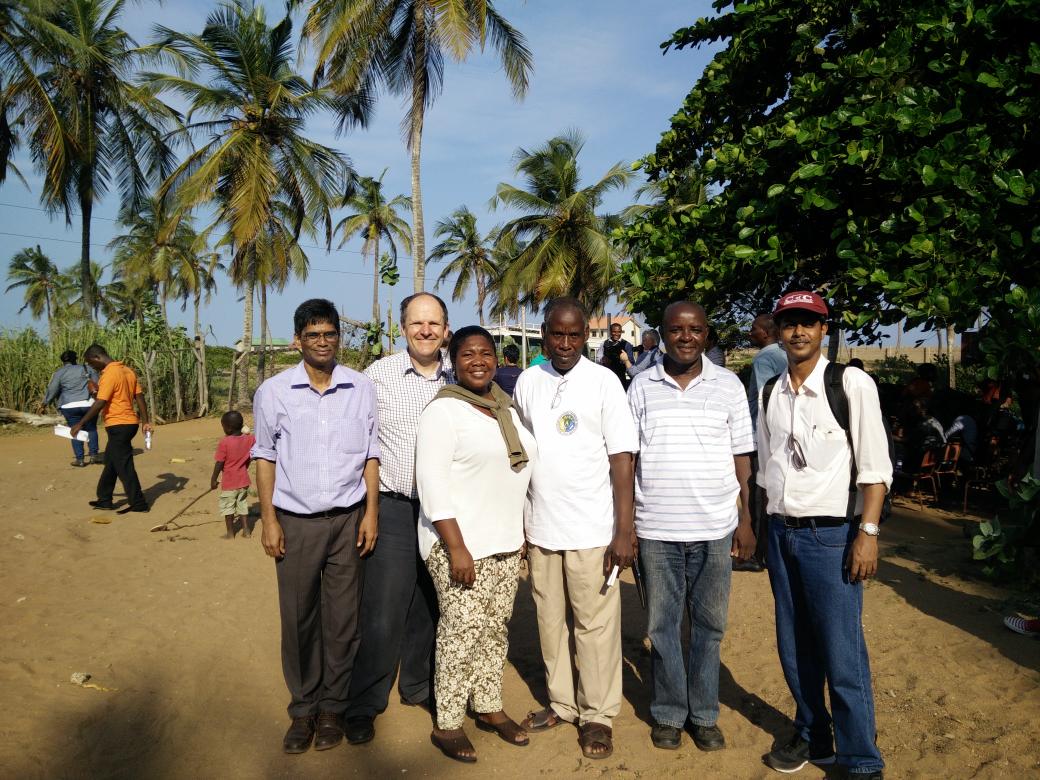 <a href="/DECCMA/">DECCMA</a> meet local farmers using innovative methods in the Volta delta #cariaa #deccma