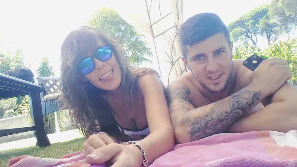 Sarita_cs15's tweet photo. Quererte es poco @joni_pastor http://t.co/lw8khgO6qa