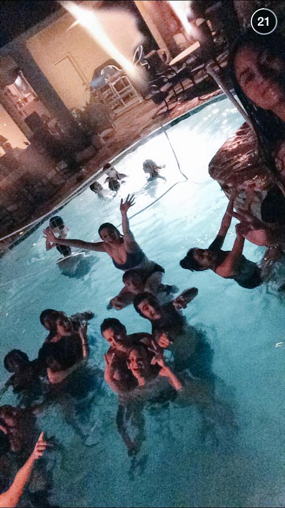 kaylabamos's tweet photo. Cast party was a blast!!!!๐๐๐
#crazyforyou
#twitterlesspatty http://t.co/bZ6Oc6ZwKz