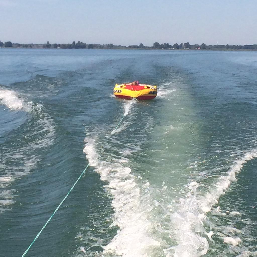 AsSelmesy's tweet photo. Carissa is flying around! Loving it!!! http://t.co/MJoWvCVt9Q
