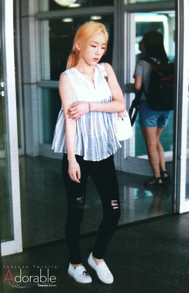 [PIC][27-07-2015]SNSD trở về Hàn Quốc vào trưa nay CK5N9weUwAAUYFa