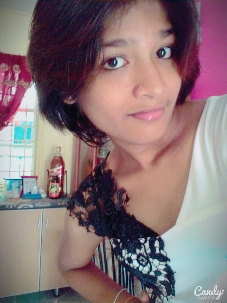 nishini56's tweet photo. I m created to creat ☺️👍 wish u all a wonderful evening #trials for a #function 😊 http://t.co/iTA6etchWJ